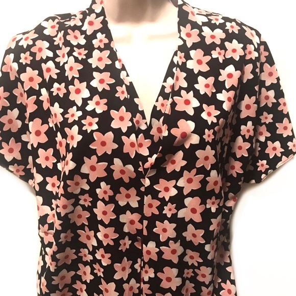 Harmony by CAbi Blouse Top Starflower Floral NWT - Picture 2 of 6